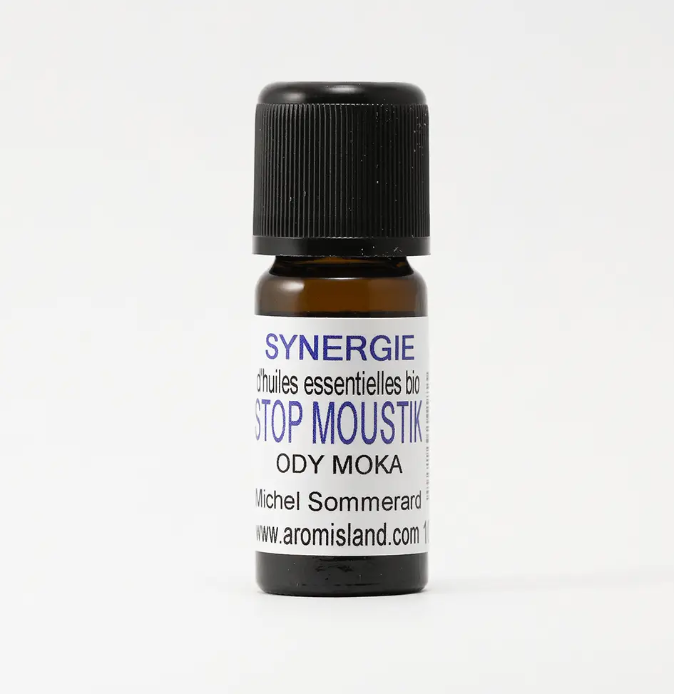 Flacon de Stop Moustik – Synergie d'Huiles Essentielles Bio , répulsif naturel anti-moustiques.