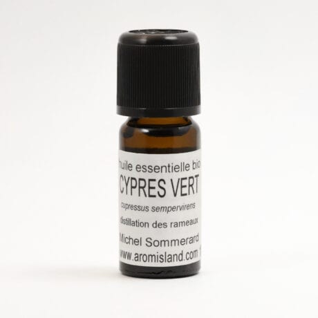 Flacon d’huile essentielle de cyprès vert bio